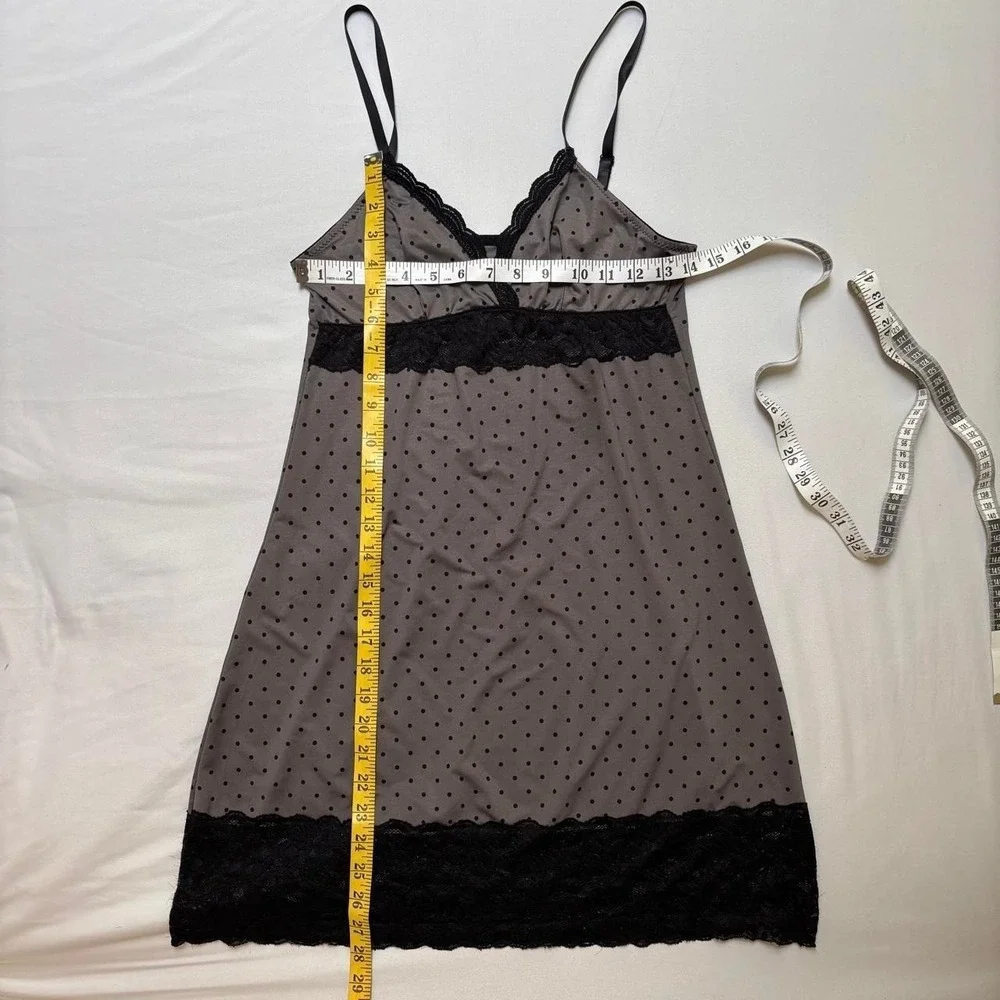 N/A gray black